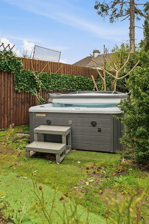 Photo 32- click for photo gallery